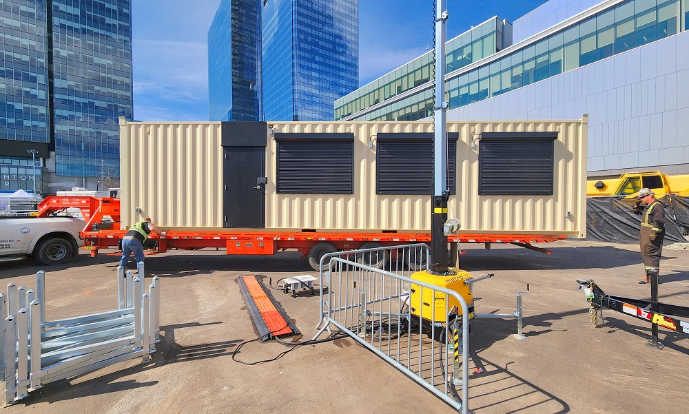 40’HC VIP Area with Patio for the Oilers - Cornex Storage